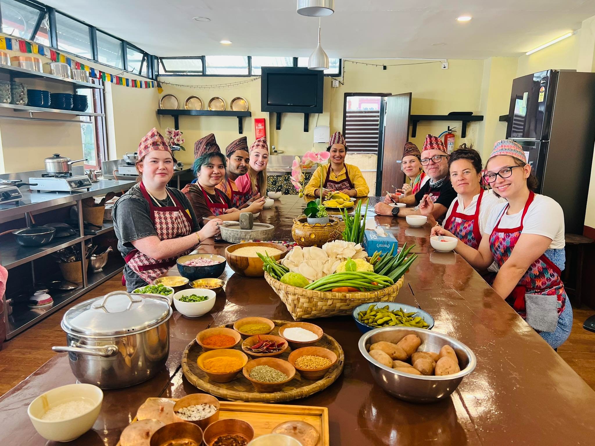 371223373_272294498908705_893730