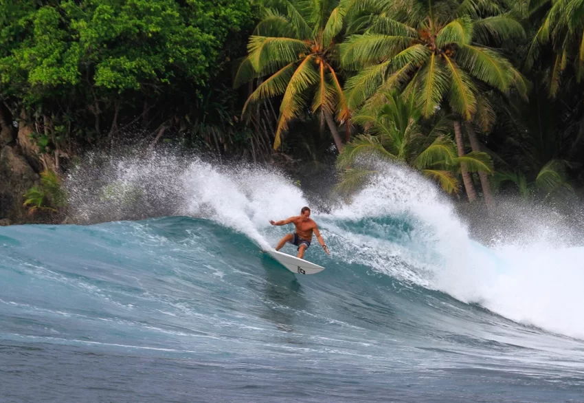 surf-camp-weligama-bay-sri-lanka